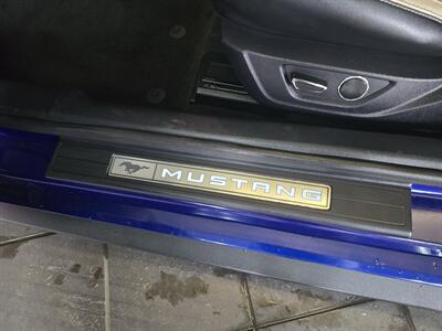 2015 Ford Mustang EcoBoost Premium   - Photo 19 - Hamilton, OH 45015