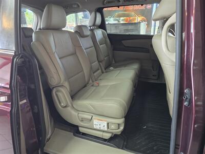 2014 Honda Odyssey EX-L   - Photo 12 - Hamilton, OH 45015