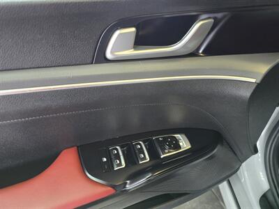 2021 Kia K5 GT-Line 4DR SEDAN AWD   - Photo 17 - Hamilton, OH 45015