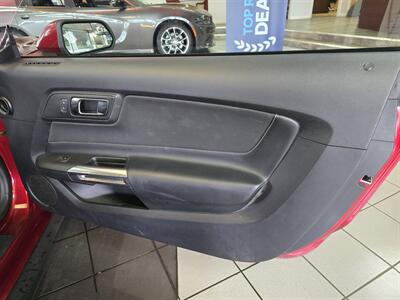 2018 Ford Mustang EcoBoost 2DR COUPE - Photo 11 - Hamilton, OH 45015