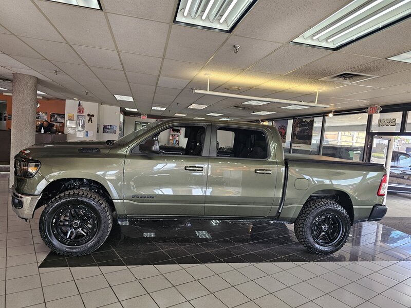 2021 RAM 1500 Big Horn   - Photo 1 - Hamilton, OH 45015