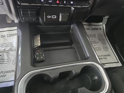 2021 Chevrolet Silverado 1500 RST   - Photo 21 - Hamilton, OH 45015