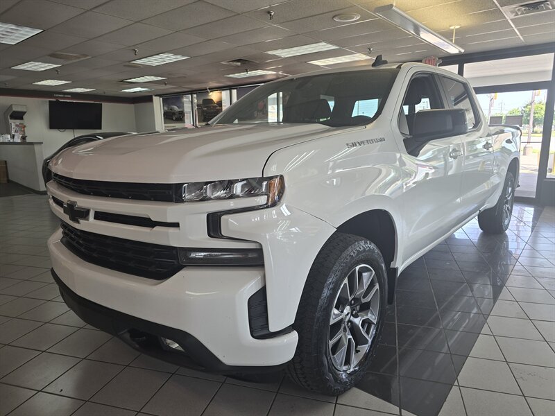 2021 Chevrolet Silverado 1500 RST   - Photo 1 - Hamilton, OH 45015