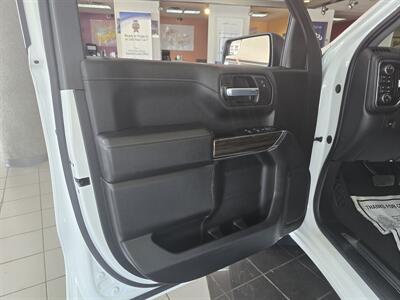 2021 Chevrolet Silverado 1500 RST   - Photo 6 - Hamilton, OH 45015