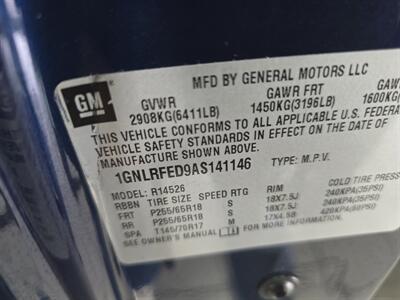 2010 Chevrolet Traverse LT 4DR SUV   - Photo 43 - Hamilton, OH 45015