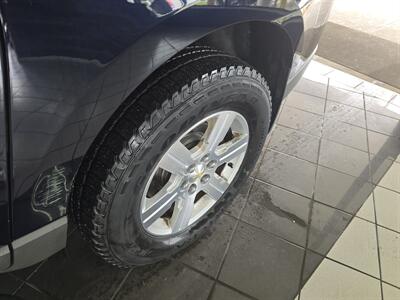 2010 Chevrolet Traverse LT 4DR SUV   - Photo 42 - Hamilton, OH 45015