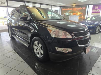 2010 Chevrolet Traverse LT 4DR SUV   - Photo 3 - Hamilton, OH 45015