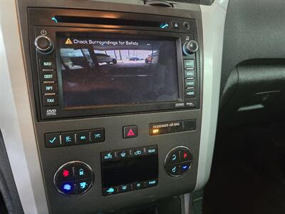 2010 Chevrolet Traverse LT 4DR SUV   - Photo 35 - Hamilton, OH 45015