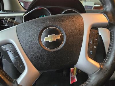 2010 Chevrolet Traverse LT 4DR SUV   - Photo 26 - Hamilton, OH 45015