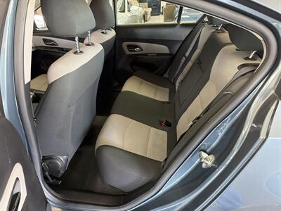2012 Chevrolet Cruze LS 4DR SEDAN - Photo 17 - Hamilton, OH 45015