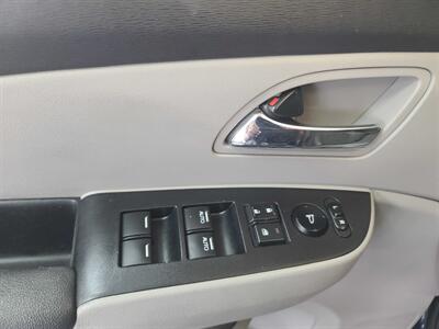 2014 Honda Odyssey EX-L 4DR MINI-VAN/V6   - Photo 22 - Hamilton, OH 45015