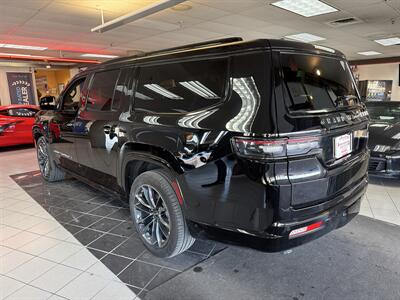 2024 Jeep Grand Wagoneer L Obsidian   - Photo 8 - Hamilton, OH 45015