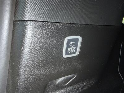 2024 Jeep Grand Wagoneer L Obsidian   - Photo 35 - Hamilton, OH 45015