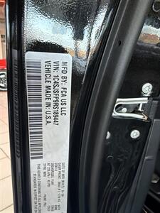 2024 Jeep Grand Wagoneer L Obsidian   - Photo 42 - Hamilton, OH 45015