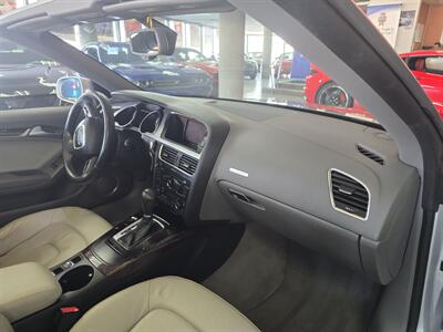 2011 Audi A5 2.0T quattro Premium Plus - Photo 12 - Hamilton, OH 45015