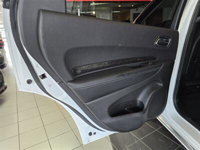 2017 Dodge Durango Citadel 4DR SUV AWD - Photo 12 - Hamilton, OH 45015