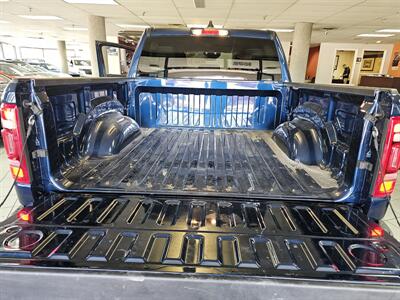 2024 RAM 1500 Laramie   - Photo 25 - Hamilton, OH 45015