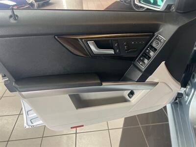 2014 Mercedes-Benz GLK 350 4MATIC 4DR SUV AWD - Photo 20 - Hamilton, OH 45015