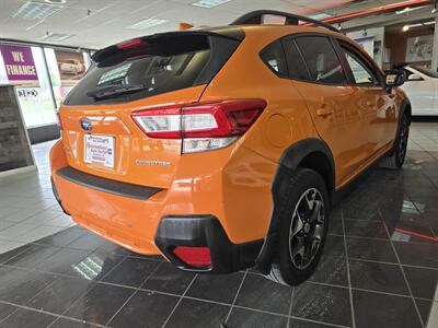 2018 Subaru Crosstrek 2.0i Premium 4DR WAGON AWD   - Photo 4 - Hamilton, OH 45015
