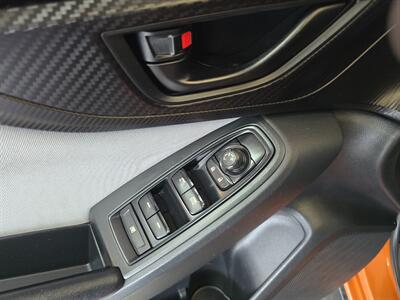 2018 Subaru Crosstrek 2.0i Premium 4DR WAGON AWD   - Photo 16 - Hamilton, OH 45015