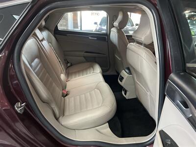 2018 Ford Fusion SE 4DR SEDAN AWD   - Photo 24 - Hamilton, OH 45015