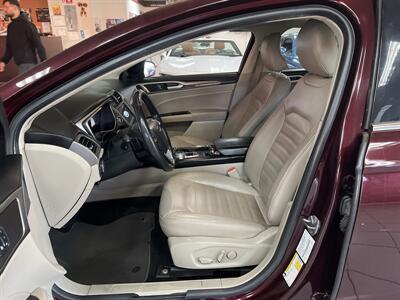 2018 Ford Fusion SE 4DR SEDAN AWD   - Photo 9 - Hamilton, OH 45015