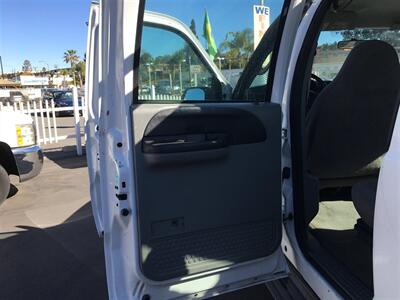 2007 Ford F-250 Super Duty XLT  4x4 - Photo 11 - San Diego, CA 92120