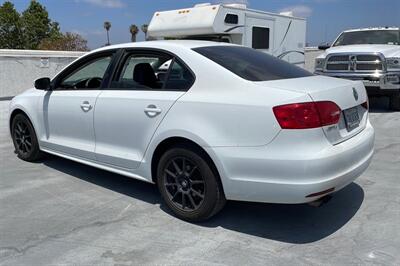 2014 Volkswagen Jetta SE PZEV  Sport - Photo 2 - San Diego, CA 92120