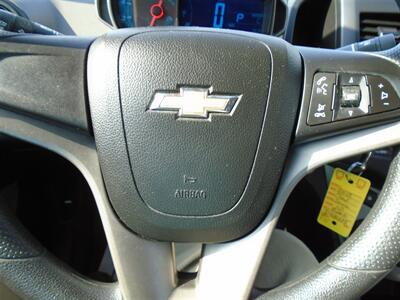 2013 Chevrolet Sonic LS Auto   - Photo 9 - Newport News, VA 23605
