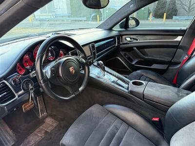 2013 Porsche Panamera GTS - Photo 15 - Madison, WI 53716