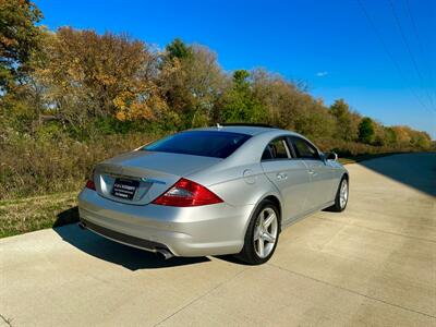 2011 Mercedes-Benz CLS 550   - Photo 12 - Madison, WI 53716