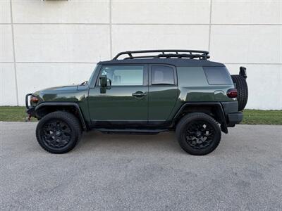 2014 Toyota FJ Cruiser - Photo 8 - Madison, WI 53716
