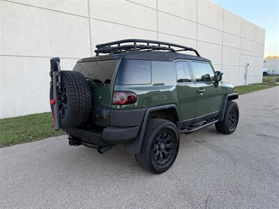 2014 Toyota FJ Cruiser - Photo 13 - Madison, WI 53716