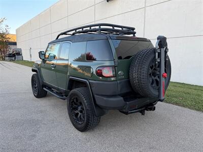 2014 Toyota FJ Cruiser - Photo 9 - Madison, WI 53716
