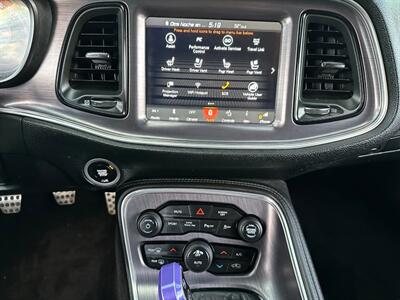 2018 Dodge Challenger 392 HEMI Scat Pack Shaker   - Photo 27 - Madison, WI 53716