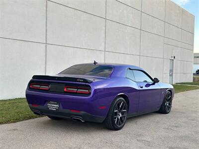 2018 Dodge Challenger 392 HEMI Scat Pack Shaker   - Photo 10 - Madison, WI 53716