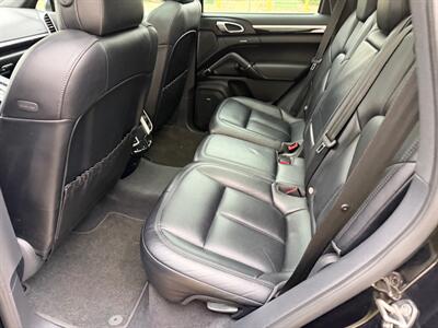 2016 Porsche Cayenne - Photo 23 - Madison, WI 53716