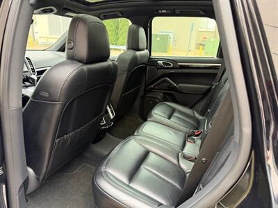 2016 Porsche Cayenne - Photo 20 - Madison, WI 53716