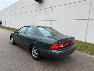 1999 Lexus ES 300   - Photo 6 - Madison, WI 53716
