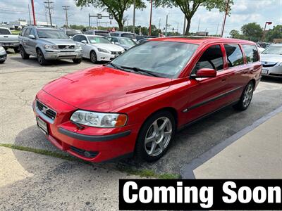2004 Volvo V70 R   - Photo 1 - Madison, WI 53716