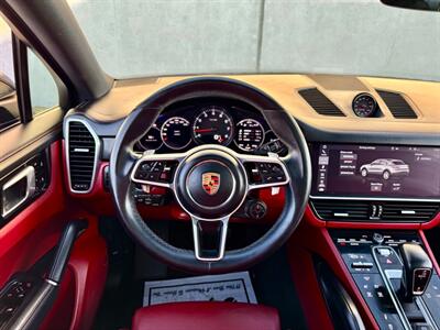 2020 Porsche Cayenne Coupe   - Photo 15 - Madison, WI 53716