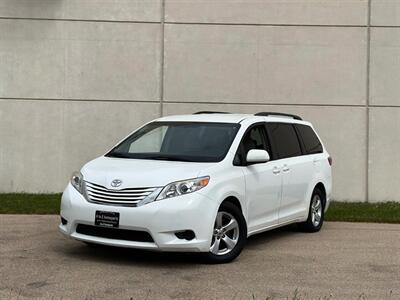 2016 Toyota Sienna LE 8-Passenger   - Photo 1 - Madison, WI 53716
