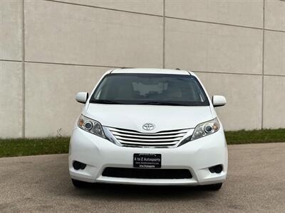 2016 Toyota Sienna LE 8-Passenger   - Photo 5 - Madison, WI 53716