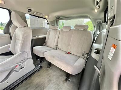 2016 Toyota Sienna LE 8-Passenger   - Photo 24 - Madison, WI 53716