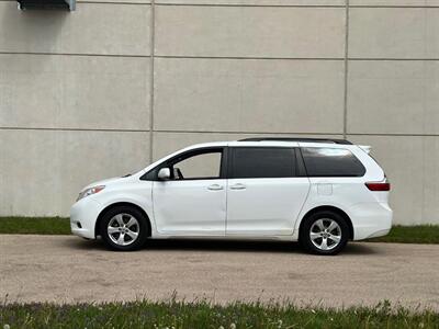 2016 Toyota Sienna LE 8-Passenger   - Photo 6 - Madison, WI 53716