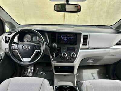 2016 Toyota Sienna LE 8-Passenger   - Photo 13 - Madison, WI 53716