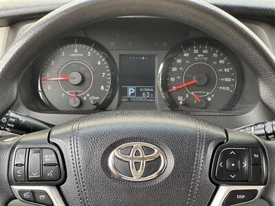 2016 Toyota Sienna LE 8-Passenger   - Photo 25 - Madison, WI 53716