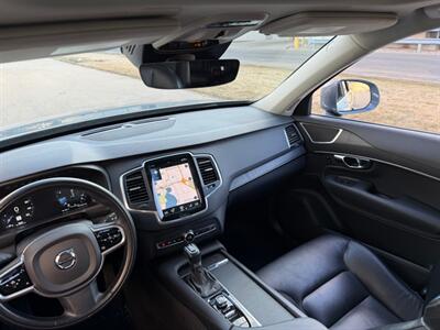 2020 Volvo XC90 T6 Momentum 6-Passenger - Photo 17 - Madison, WI 53716