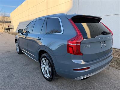 2020 Volvo XC90 T6 Momentum 6-Passenger - Photo 6 - Madison, WI 53716