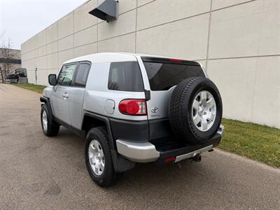 2007 Toyota FJ Cruiser 4dr SUV   - Photo 4 - Madison, WI 53716